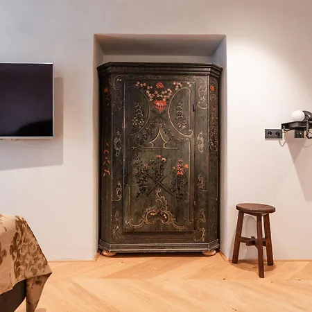 H5 Grauer Baer & Innsbruck