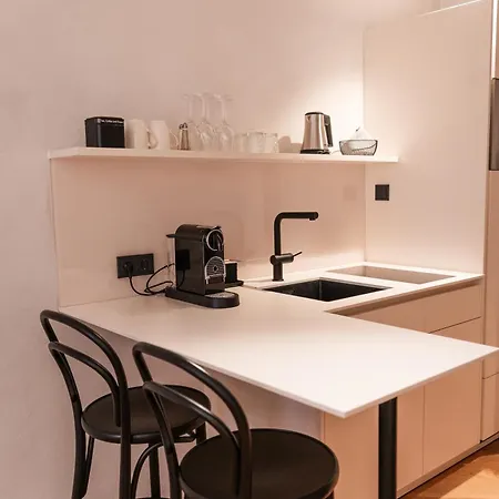 H5 Grauer Baer & Innsbruck