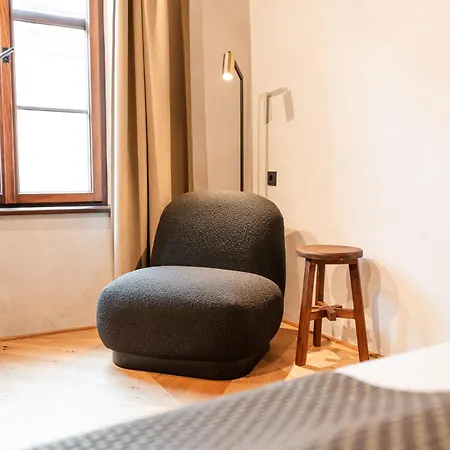 H5 Grauer Baer & Innsbruck