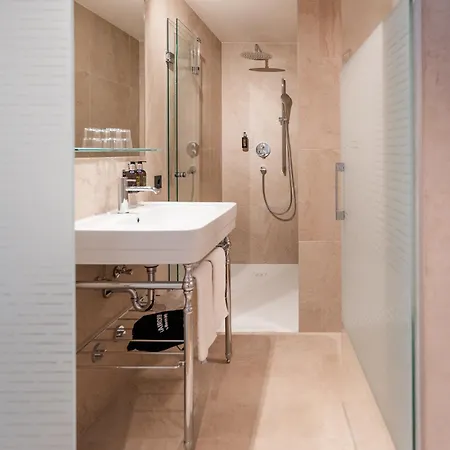 H5 Grauer Baer & İnnsbruck