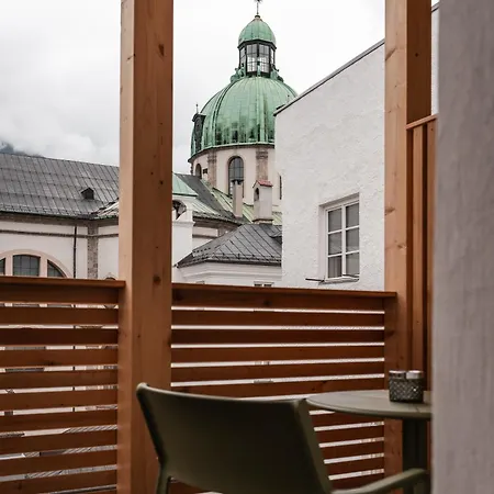 H5 Grauer Baer & İnnsbruck