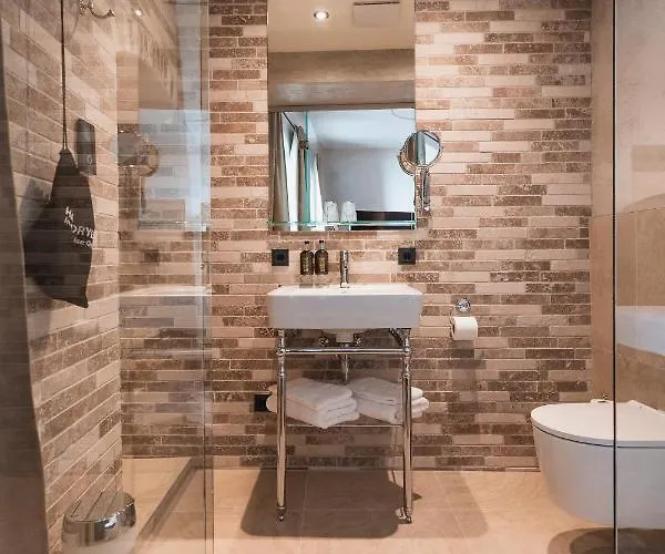 H5 Grauer Baer & Aparthotel Innsbruck