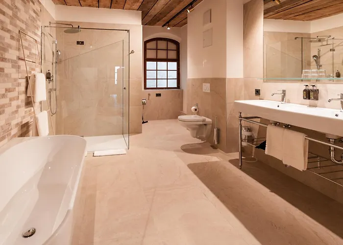 H5 Grauer Baer & מלון דירות