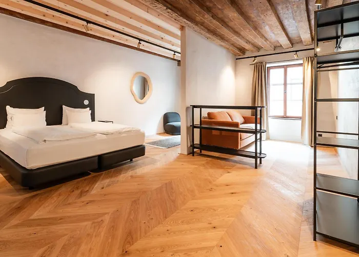 Aparthotel H5 Grauer Baer & 4*