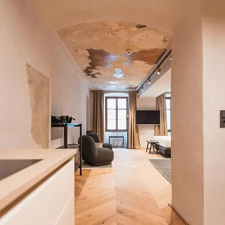 H5 Grauer Baer & Apartmanhotel