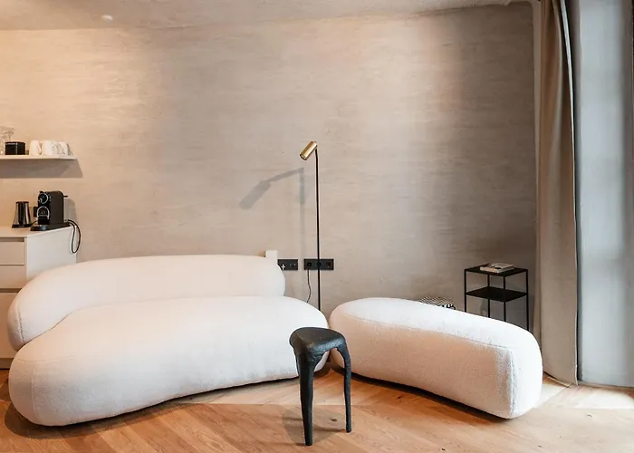 H5 Grauer Baer & 4* إنسبروك